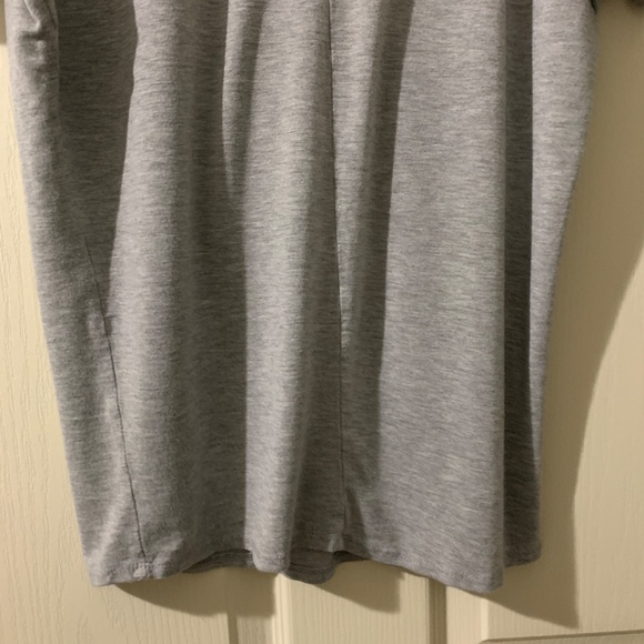 Legging Shirt with Flowy Sleeves - Picture 7 of 8